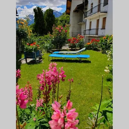 アパート Con Giardino Les 3 Vallees